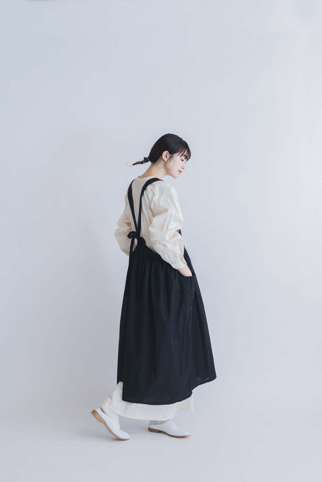 「くらすことの日常生活着」おめかしエプロン