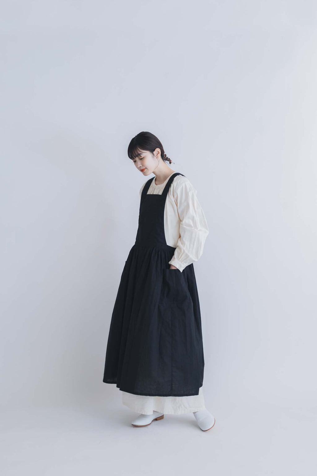 「くらすことの日常生活着」おめかしエプロン