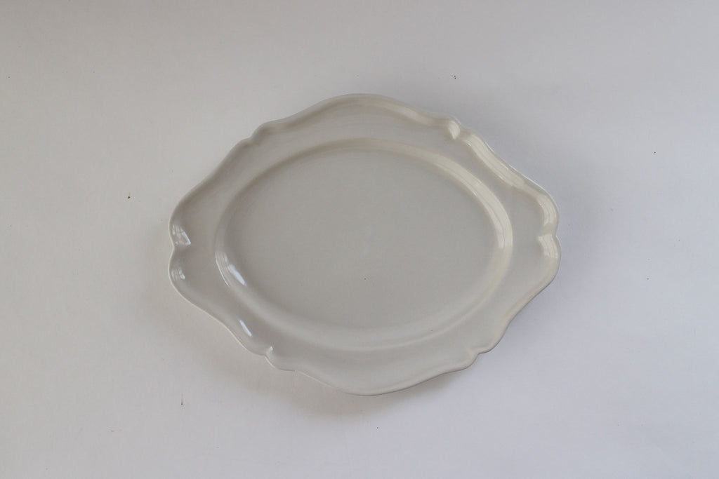 河合竜彦 白ツヤ釉 オーバルレリーフ皿