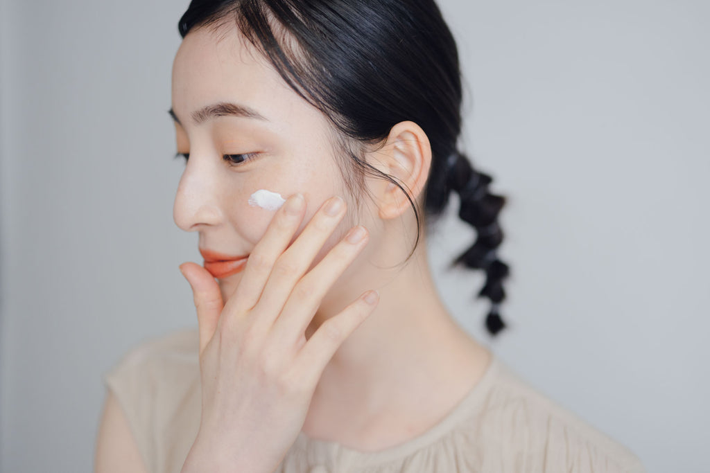 Nature is me ナチュラルトーンアップベース & UV