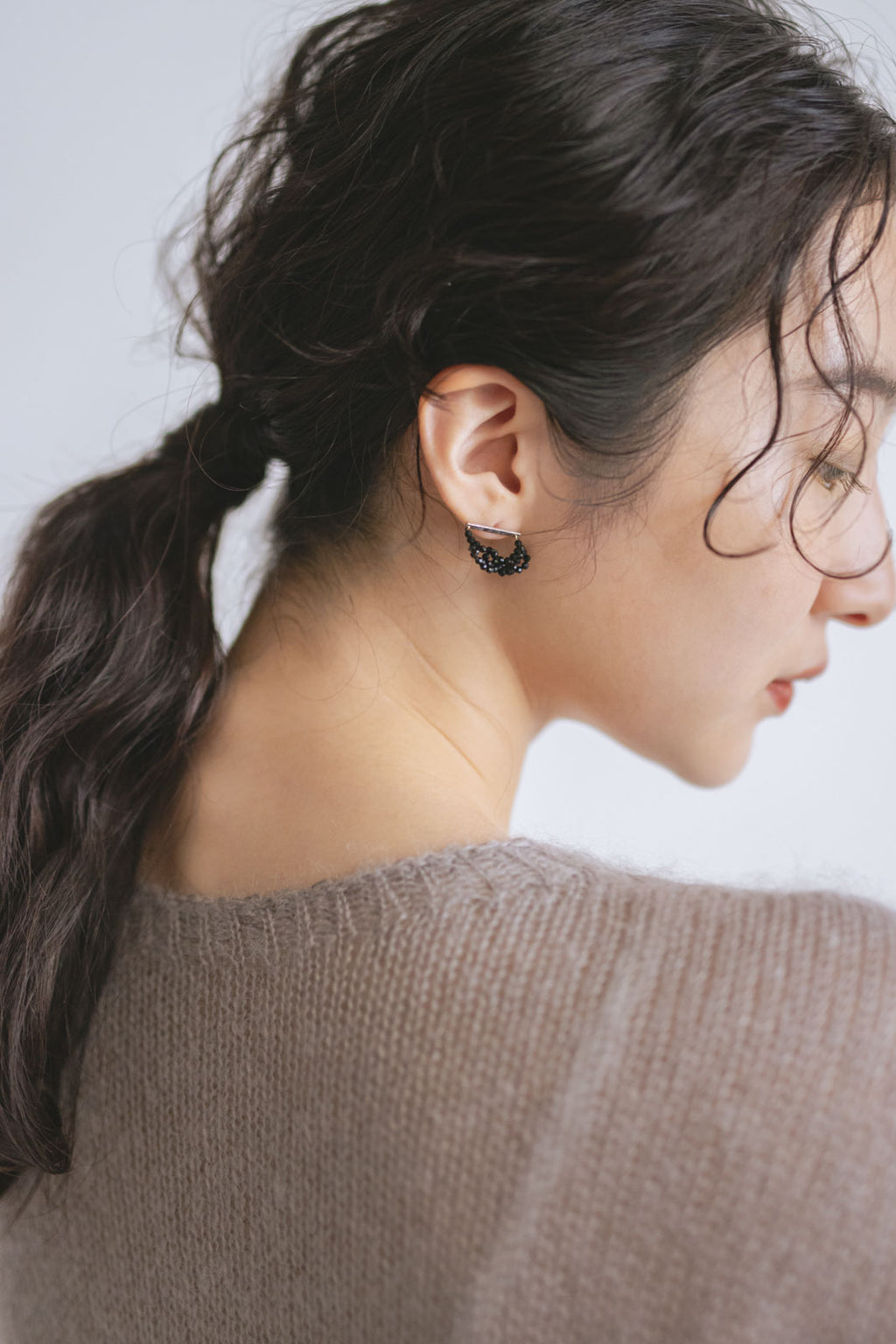 shuó Drop Onyx Pierce