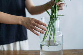 リューズガラス フラワーベース ネック