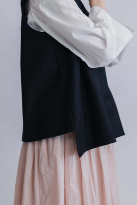 FRANCESCA AMAM LABEL うしろあきベスト ブラック