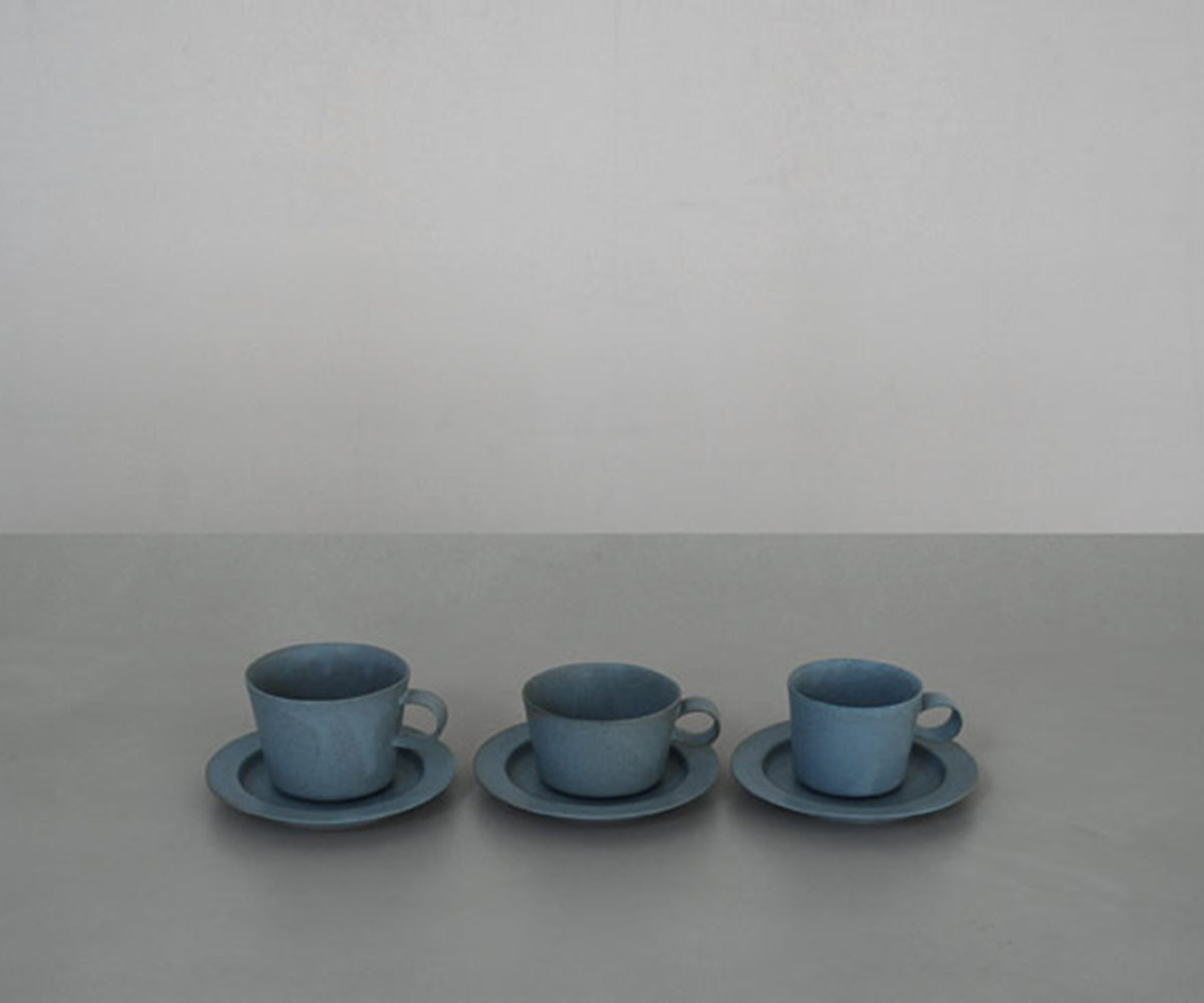 yumiko iihoshi porcelain unjour cup smoke blue｜くらすこと