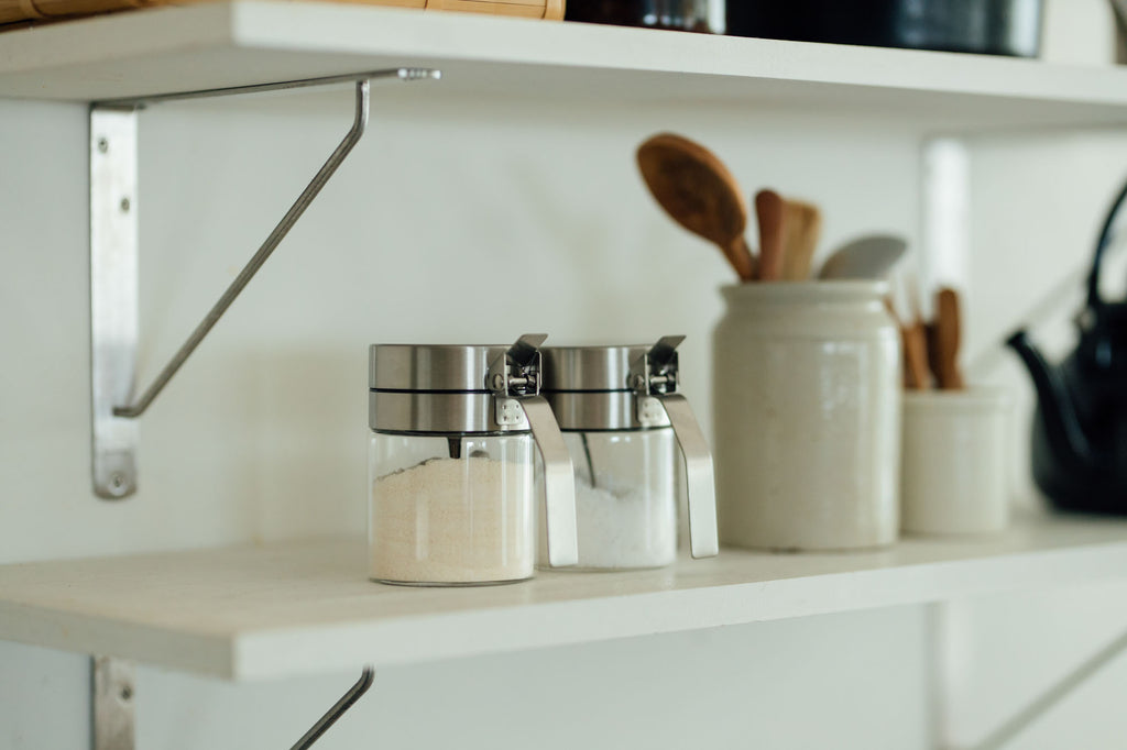 スパイスジャー(スプーン付き)