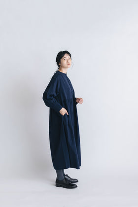 pot and tea ノーカラー ロングワンピース