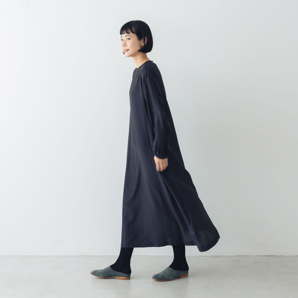 fruits of life ドットギャザーワンピース 水玉 |くらすこと公式 fruits of life ドットギャザーワンピース 水玉 |くらすこと公式
