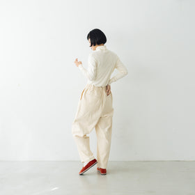 koton オーガニックコットン コーデュロイeaseテーパードパンツ エクリュ