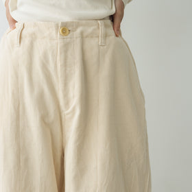 koton オーガニックコットン コーデュロイeaseテーパードパンツ エクリュ