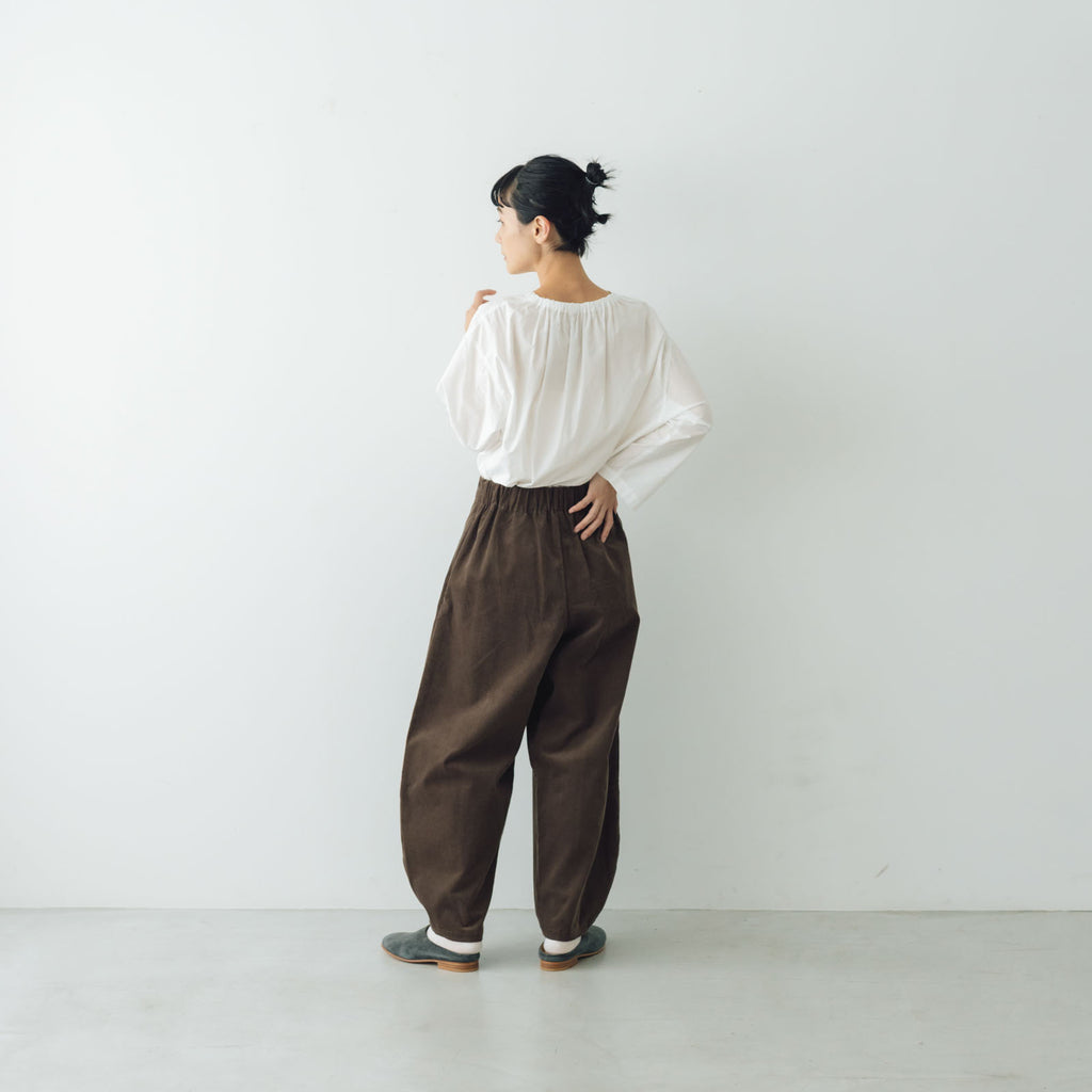 fruits of life コーデュロイバレルパンツ
