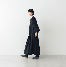 fruits of life ウールタックスカート 黒色／ブラック