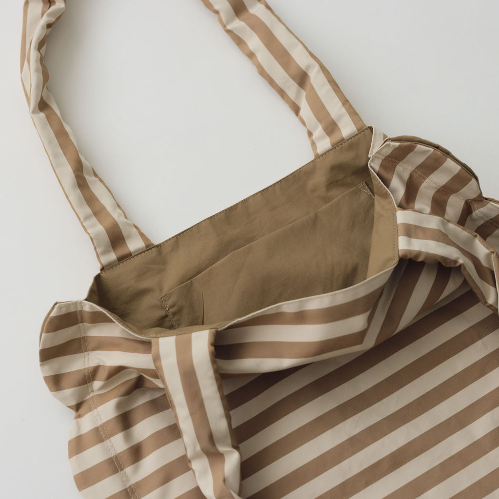 chitose.K scallop tote bag