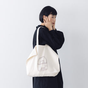 YAECA プリントバッグ（M）