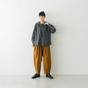 HAU ブラウス "ruffled" チェック チャコールグレー