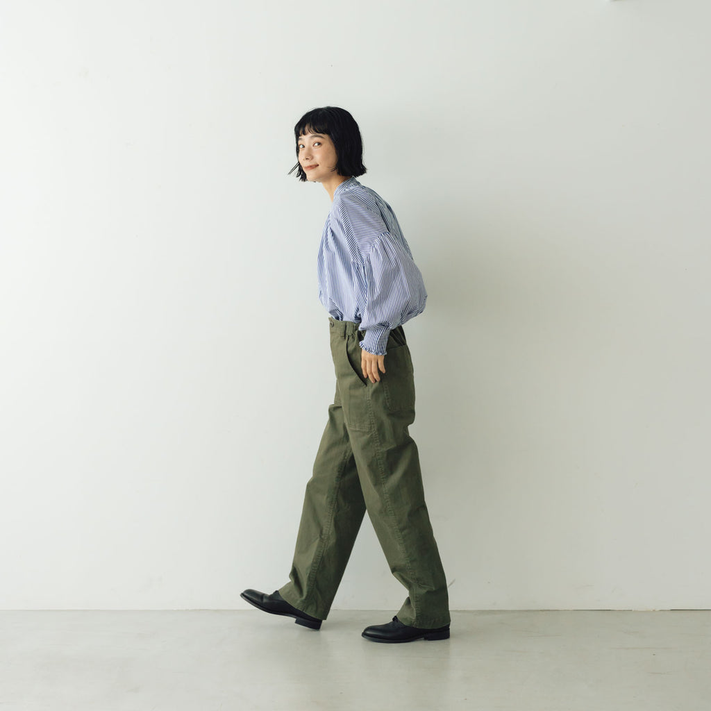 UNIVERSAL TISSU バンドカラーシャーリングブラウス ストライプ
