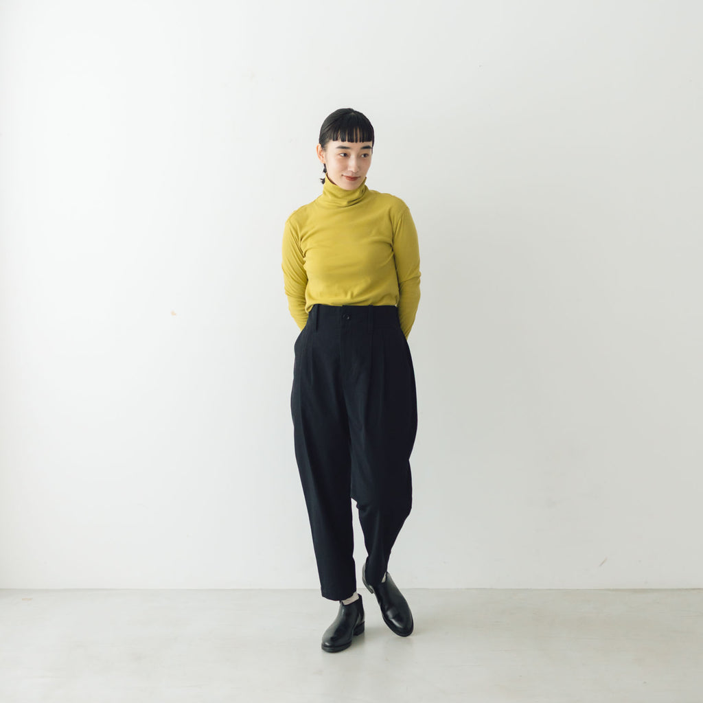 HAU パンツ "cotton wool chino"