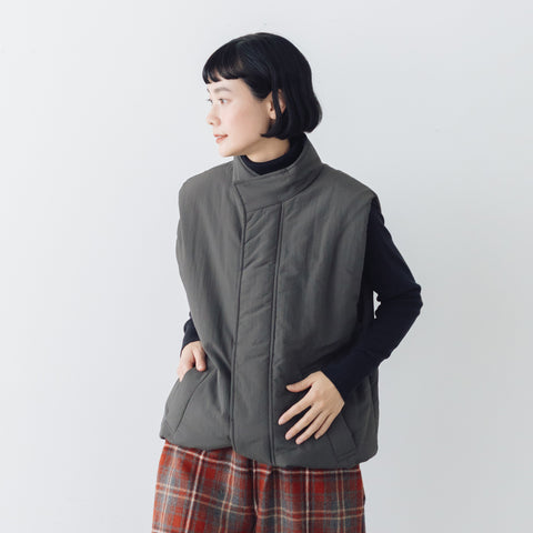 āta  中綿ベスト