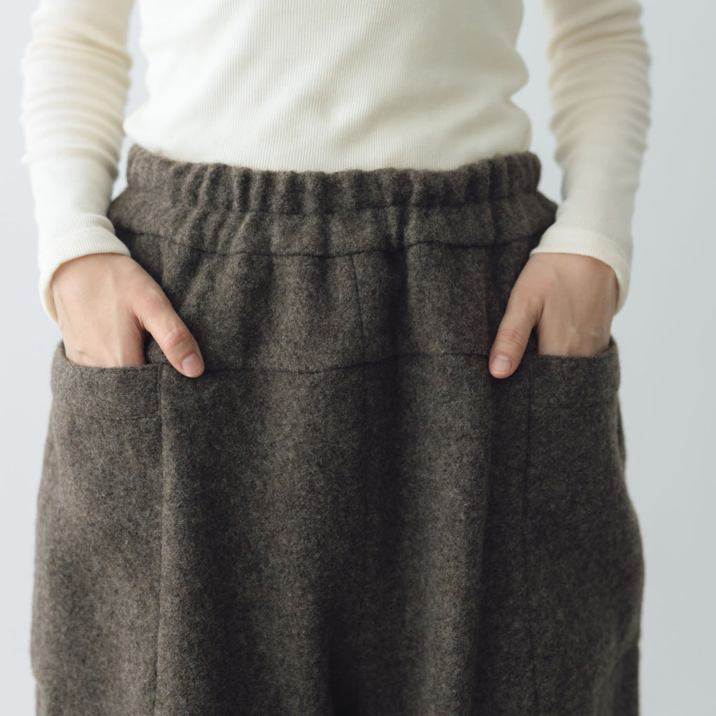 ata 圧縮ウールパンツ ブラウン