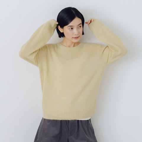 HAU ニットトップス 