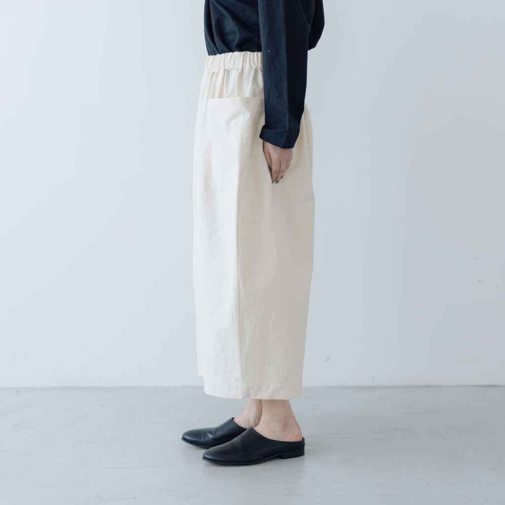 Atelier d’antan Perriere コットンパンツ