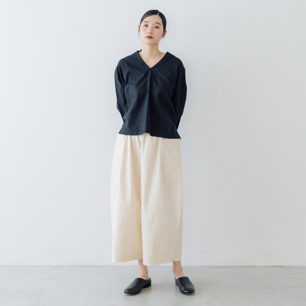 Atelier d’antan Perriere コットンパンツ