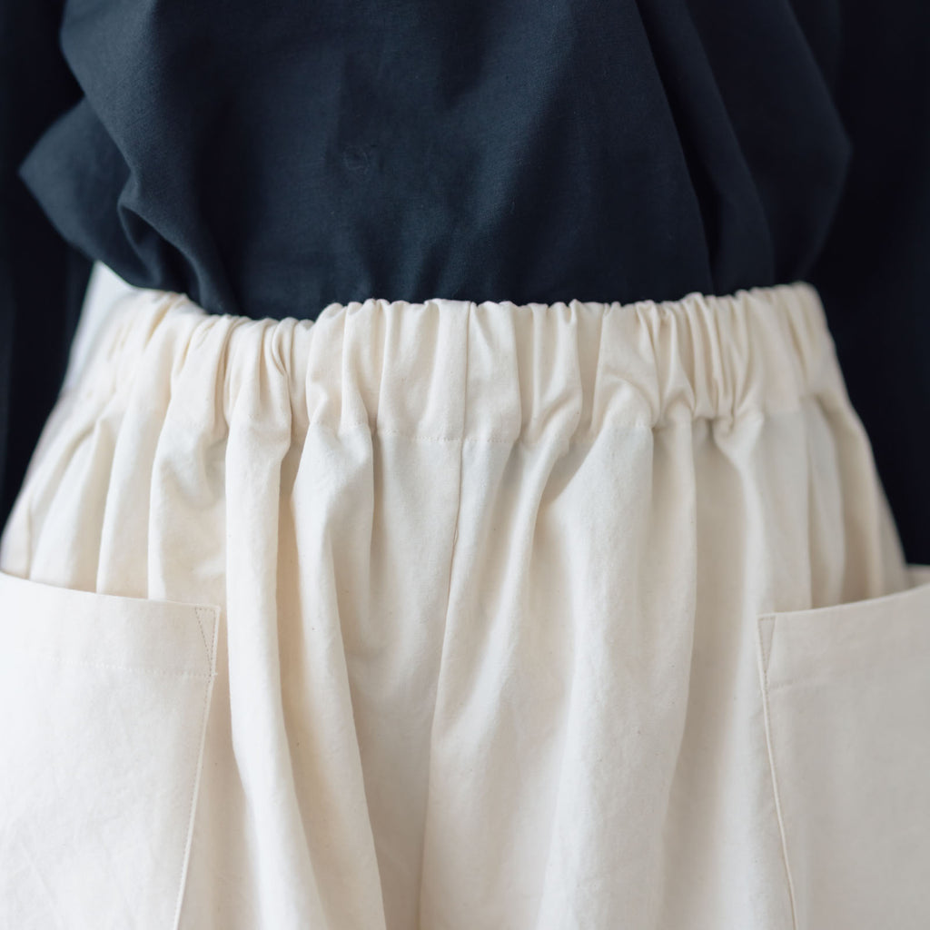 Atelier d’antan Perriere コットンパンツ