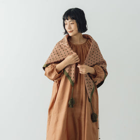 BUNON タッセルスカーフ ドットプリント