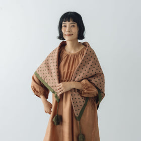 BUNON タッセルスカーフ ドットプリント