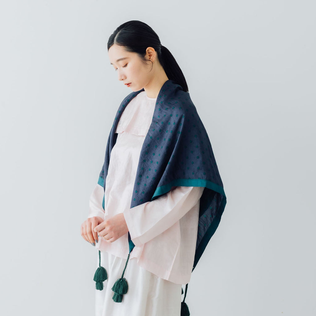 BUNON タッセルスカーフ Dull Blue BUNON タッセルスカーフ ドットプリント ｜くらすこと公式オンラインストア