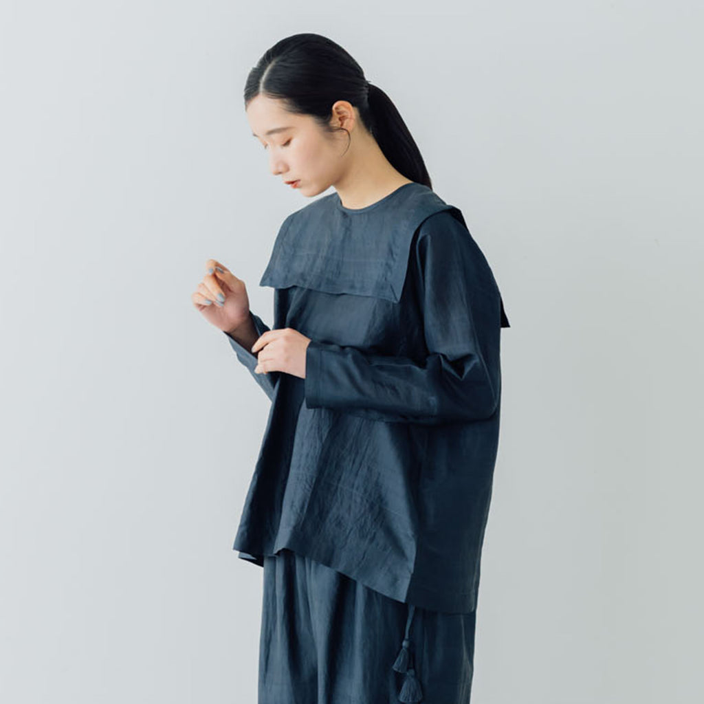 bonbon サテンセーラーブラウス La boutique Bonbon（ラブティックボンボン） ブラウス シャツ 「美人