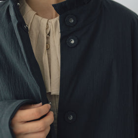 MAGALI オールドコットンナイロンリネン フリルカラーパディットコート ブラック