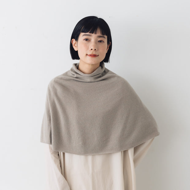 evam eva カシミアスヌード