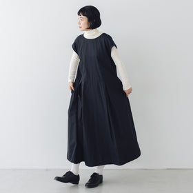 Gauze# ボックスタック ノースリーブワンピース ブラック