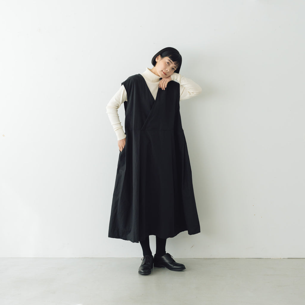 Gauze# ボックスタック ノースリーブワンピース ブラック