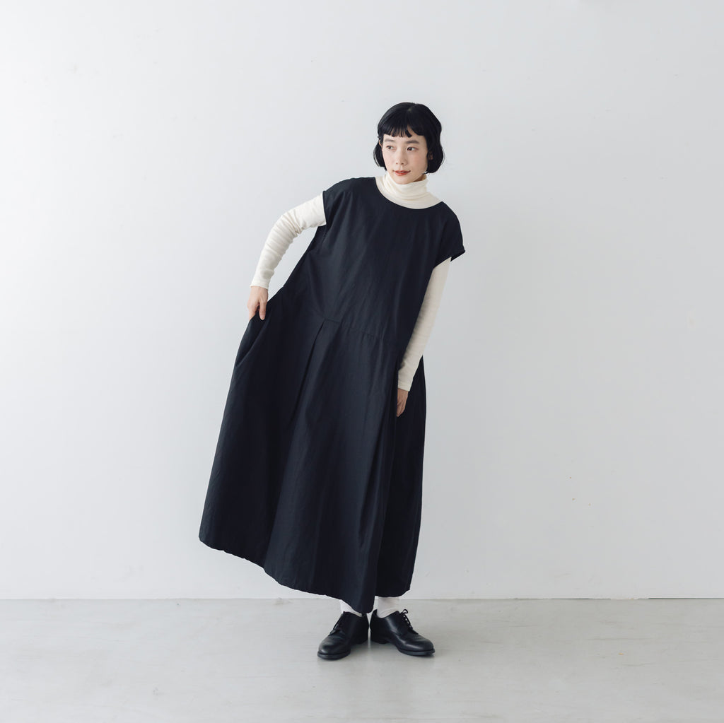 Gauze# ボックスタック ノースリーブワンピース ブラック