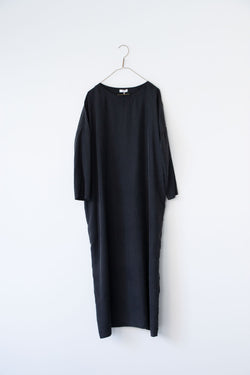 Yoli Silk long onepiece［オーダー／12月下旬出荷予定］｜くらすこと