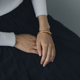 accessories mau カレンシルバー 細バングル