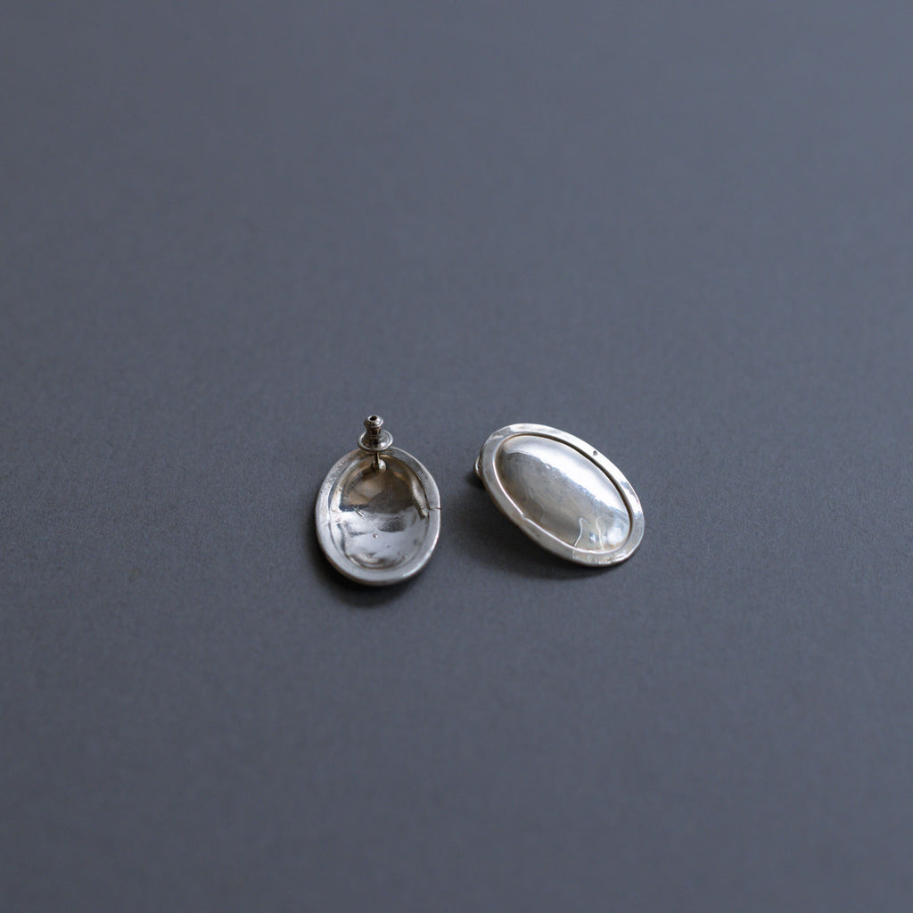 accessories mau カレンシルバーオーバルピアス
