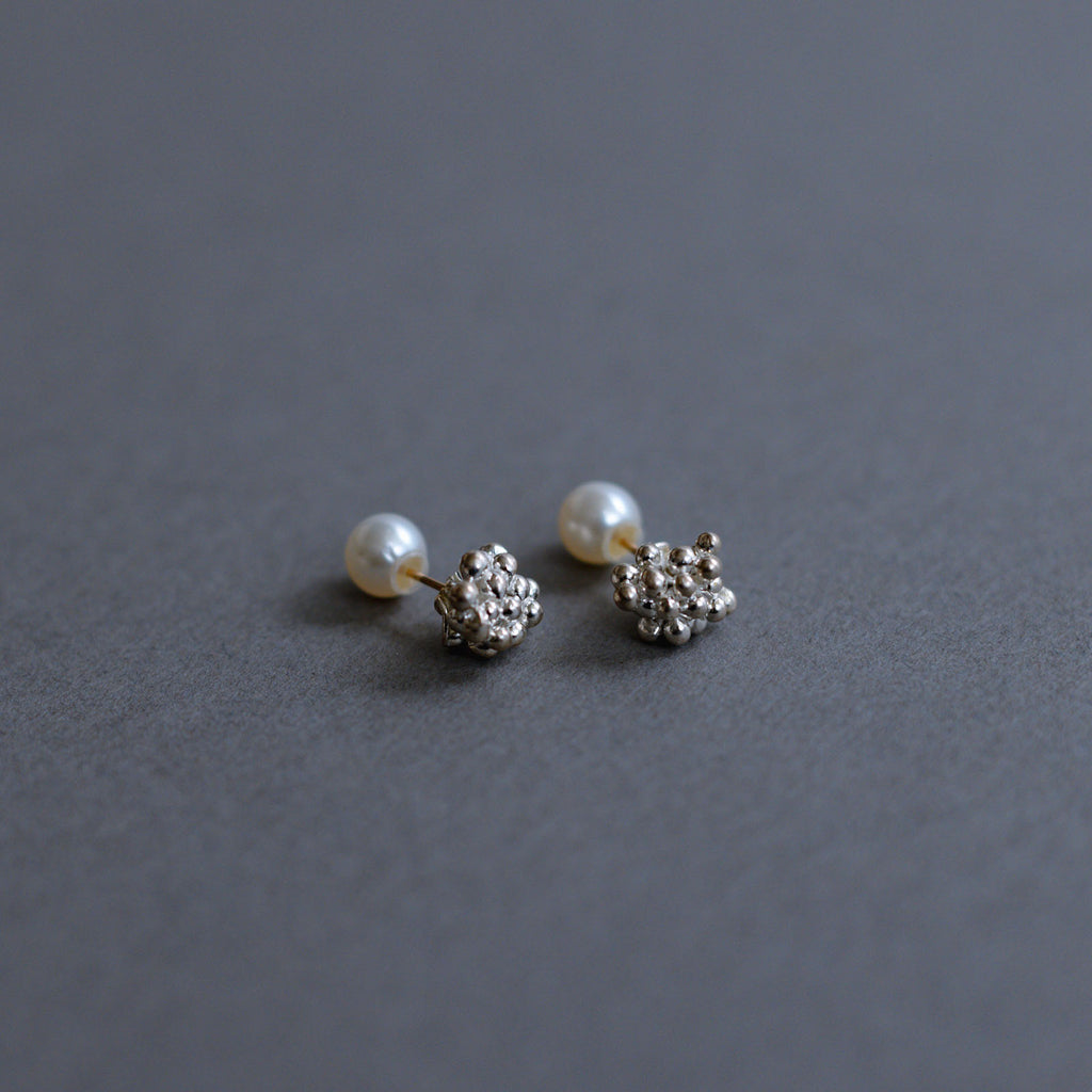accessories mau カレンシルバーピアス パールキャッチ