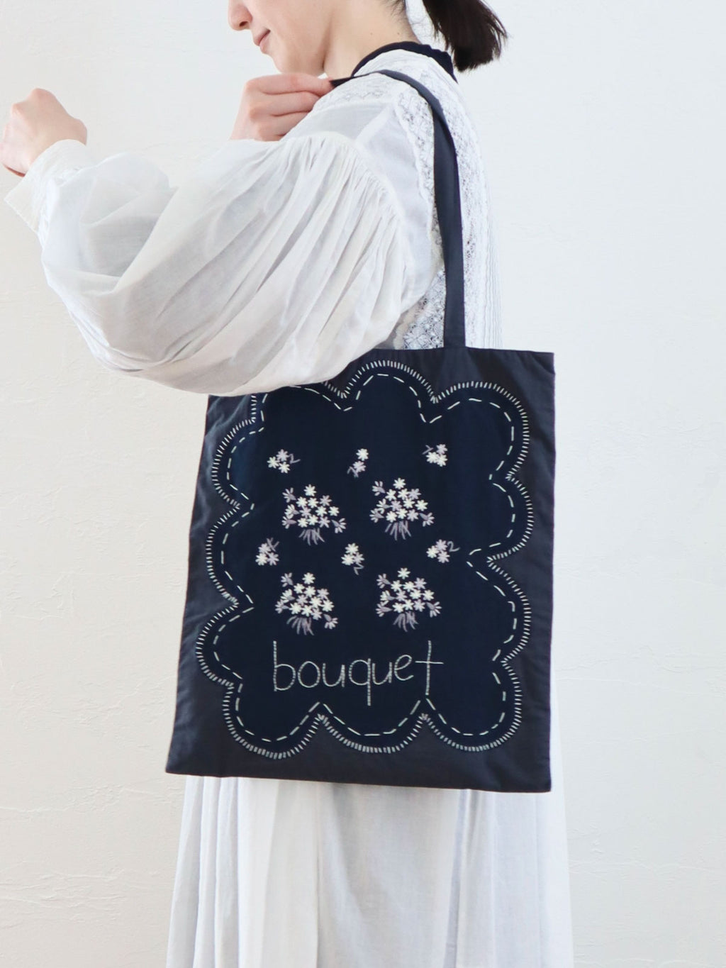 pot and tea ブーケ刺繍バッグ［期間限定販売］