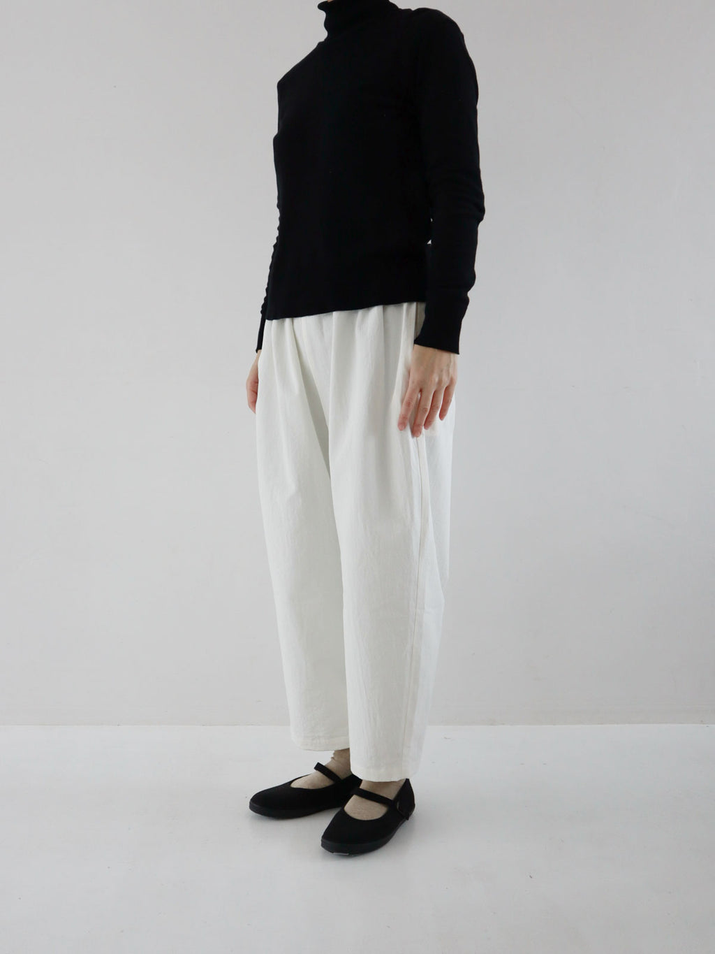 pot and tea シルクネップテーパードパンツ［期間限定販売］