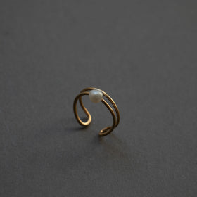 神保真珠商店 1珠イヤカフ VINTAGE 無核（K10）［期間限定販売］