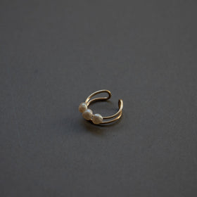 神保真珠商店 3珠イヤカフ VINTAGE 無核（K10）［期間限定販売］