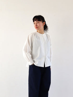 pot and tea 釦たくさんブラウス（ノーカラー）［期間限定販売］