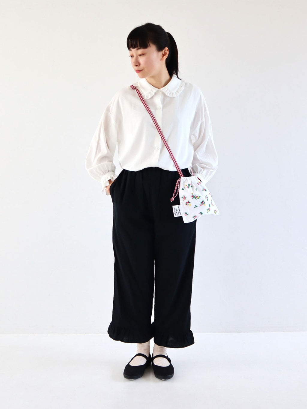 pot and tea コットンライトサテン衿フリルブラウス［期間限定販売］