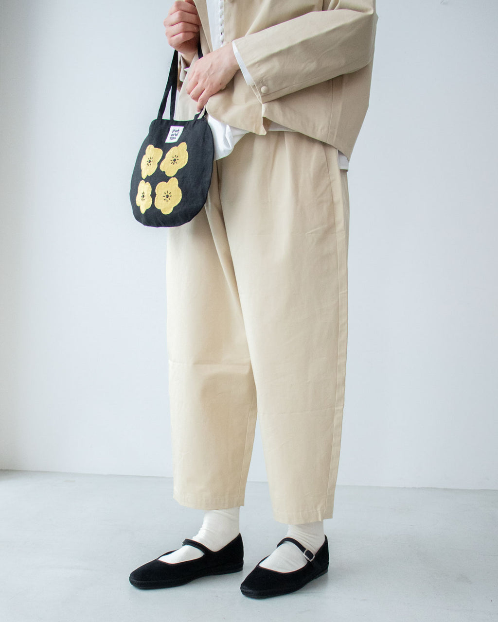 pot and tea シルクネップテーパードパンツ［期間限定販売］
