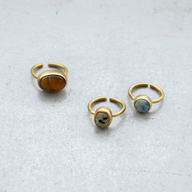 SURUME. STONE RING
