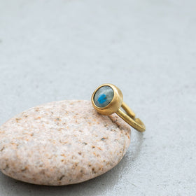 SURUME. STONE RING