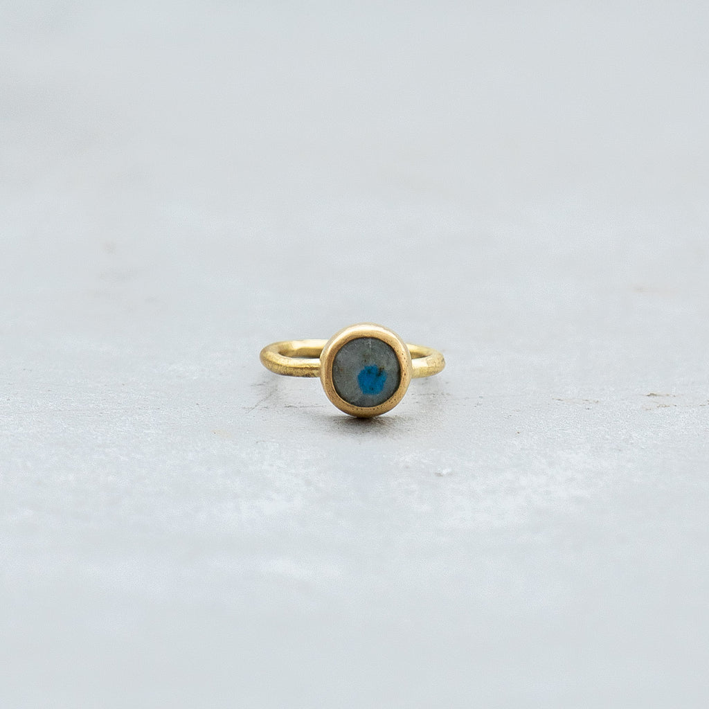 SURUME. STONE RING