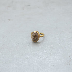 SURUME. STONE RING